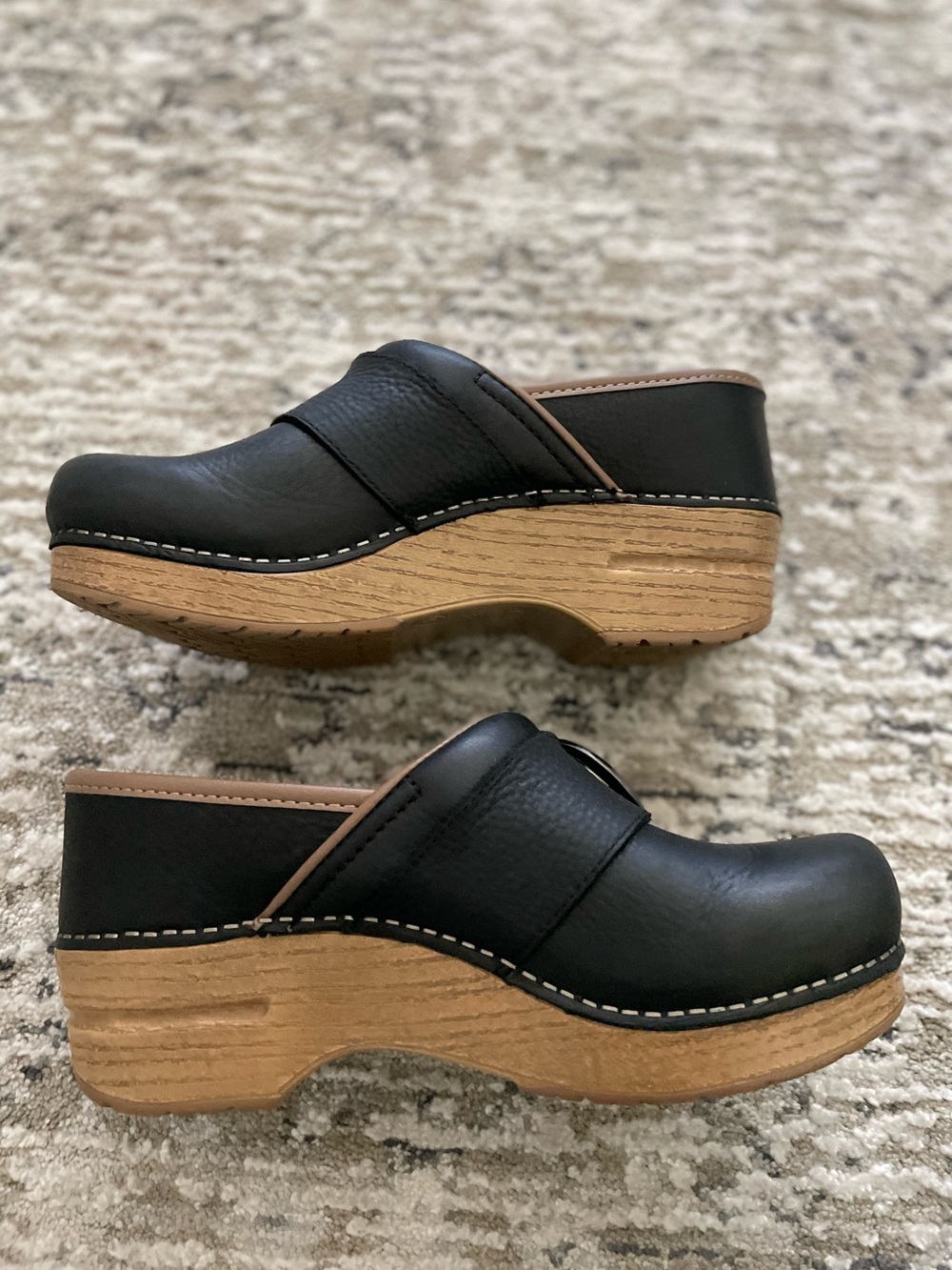 Dansko Pearson Pro Big Buckle Clog Black Nappa Leather Slip On - Picture 5 of 8